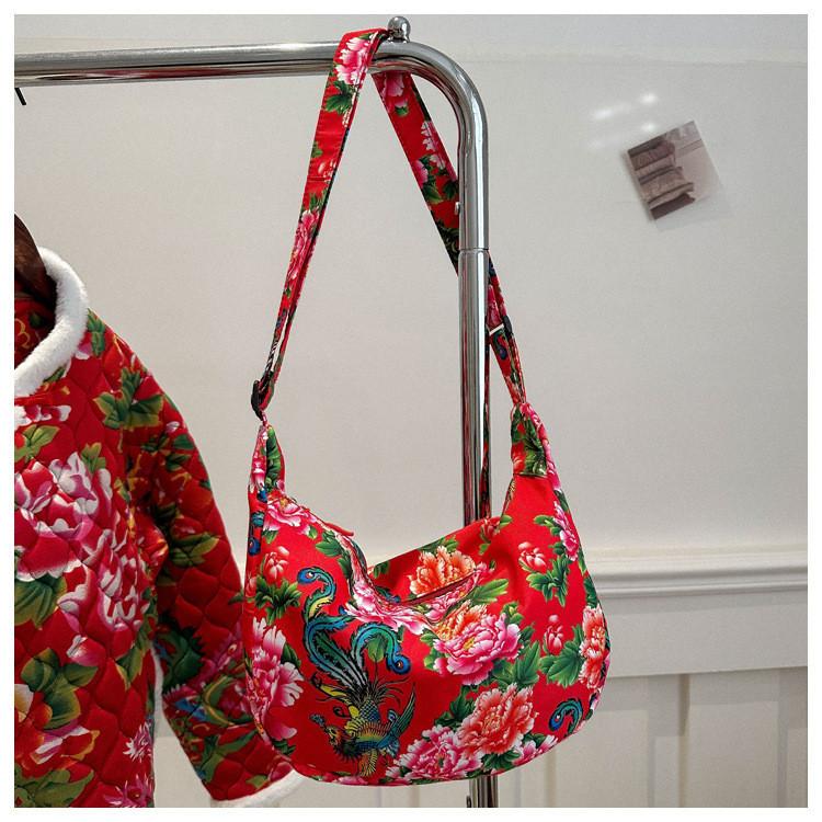 

Модная сумка-тоут кроссбоди в элегантном цветочном дизайне в стиле ретро, идеально подходящая для повседневного использования красный
