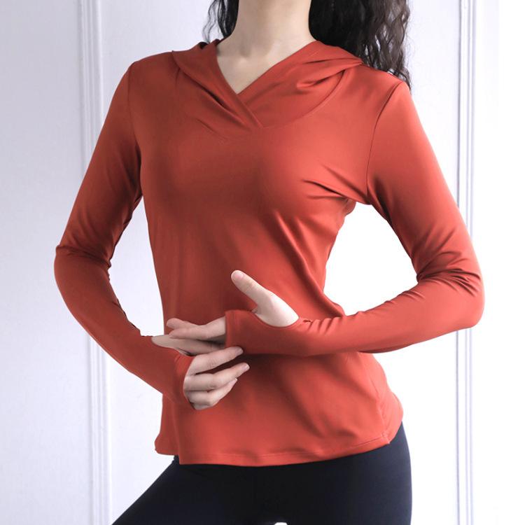 Dámske športové topy s kapucňou slim-fit: Priedušné bežecké mikiny s dlhým rukávom a štýlové oblečenie na jogu na jar a leto.
