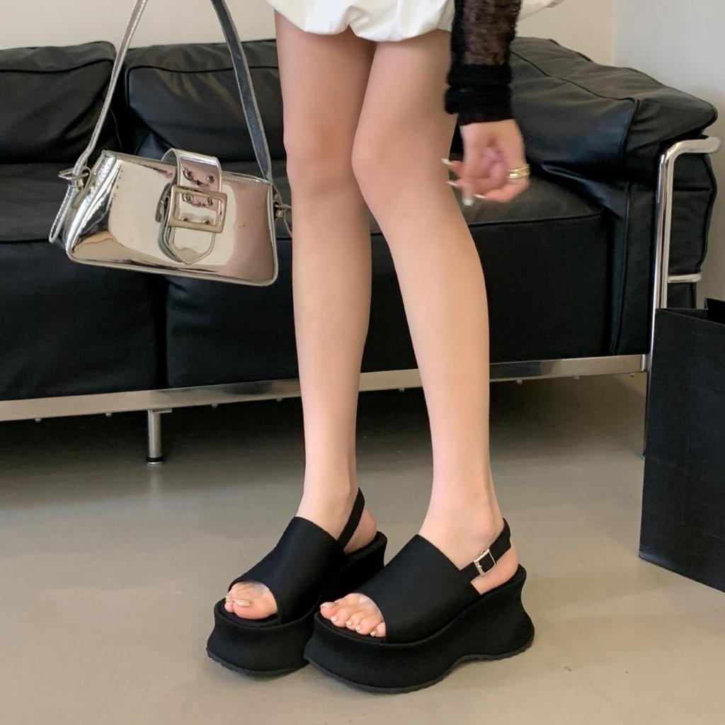 Fashion 2025 Sandals Clogs Wedge Open Toe Heel Shoe Thick Espadrilles Platform Buckle Strap Suit Female Beige Muffins Shoe New Fashion P