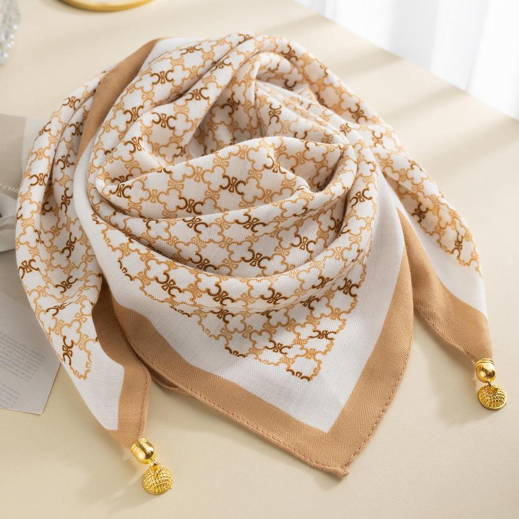 Women's Magnetic Buckle Cotton Scarf - Stylish, Lightweight, Comfortable Neck Protection