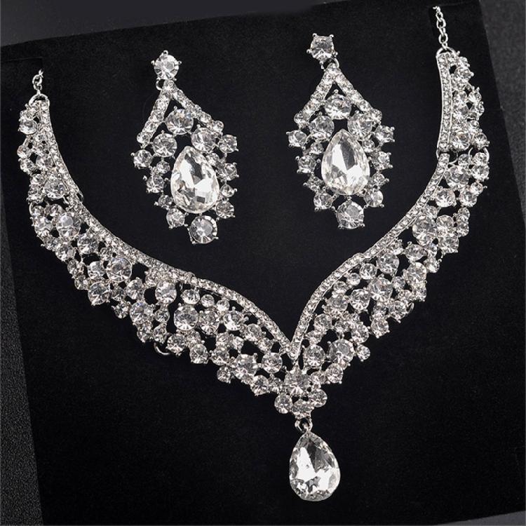 Sophisticated Wedding Jewelry Ensembles with Clear Rhinestones Necklace and Stylish Earrings Fashion Accessory