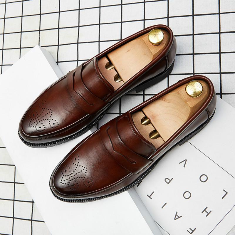 Fashion Luxury Loafers Men Casual Shoes Slip On Leather Dress Shoes Plus Size 38-46 Brogue Carving Loafer Soft Driving Shoes