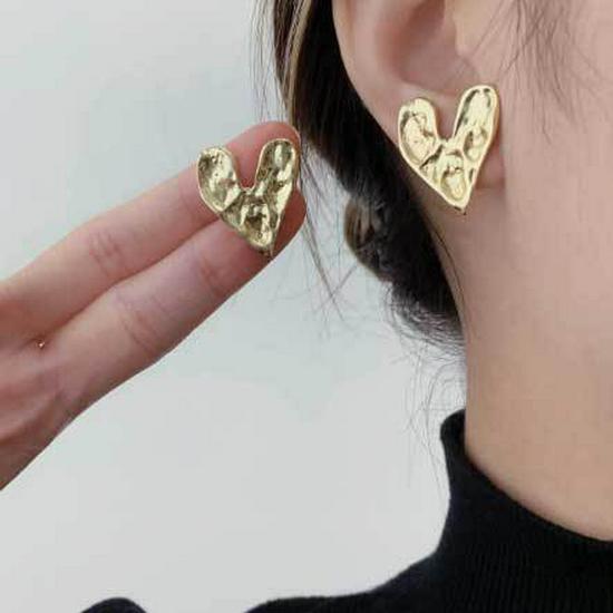 Koreanischer Stil Nicht-Piercing Ohrclip mit langem Quaste, Perlmutt Schmetterlings Design für Damen - High-End, Coole Mode.