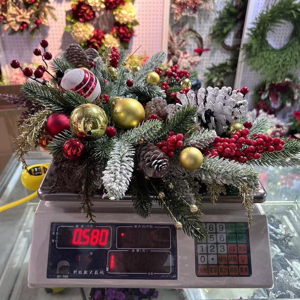 Christmas Kitchen Cabinet Wreaths, Suitable For Decorating The Kitchen Or Doors, Both Indoors And Outdoors For Holiday Decorations