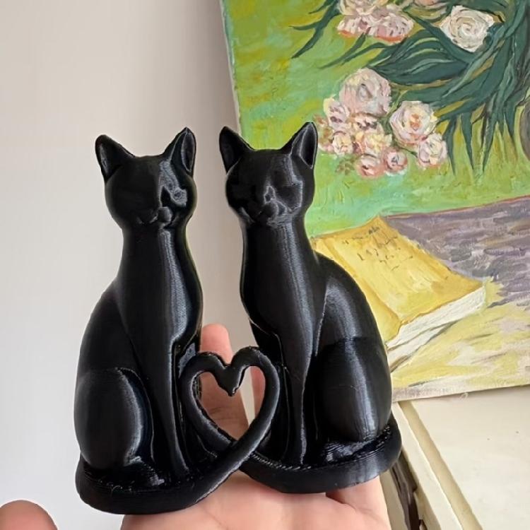 Cute Small Cats Sculpture With Heart Design Black Kitten Couple Figurine For Bedsides Table And Wedding Parties Present