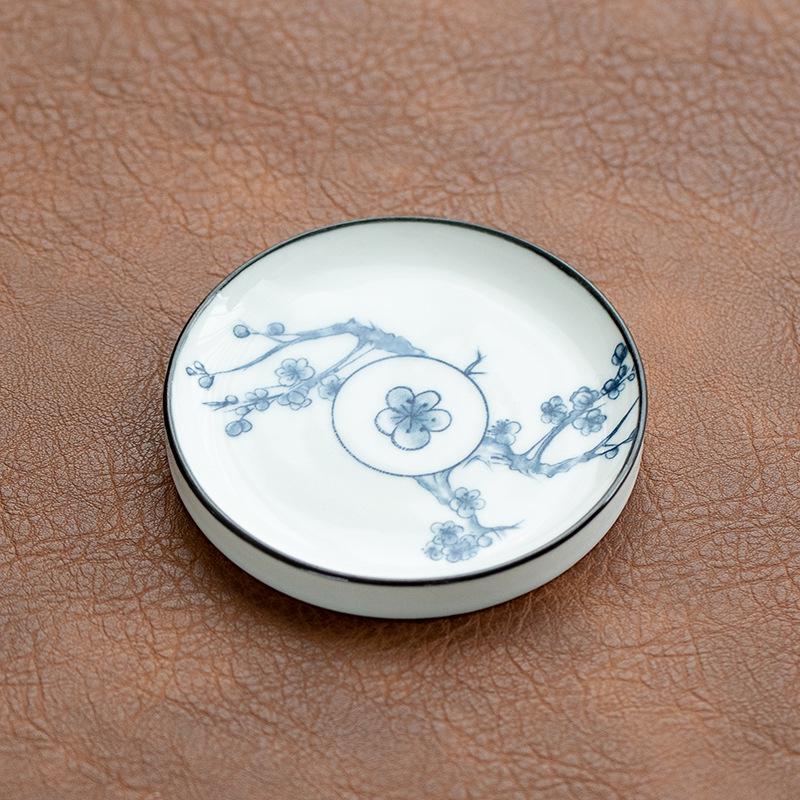 Zen Style Retro Blue & White Porcelain Tea Cup Coaster – Ceramic Anti-Scald Heat Insulation Pad for Gongfu Tea Ceremony.