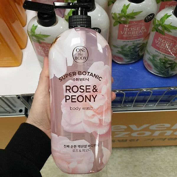 On The Body Super Botanic Body Wash Rose & Peony 900g