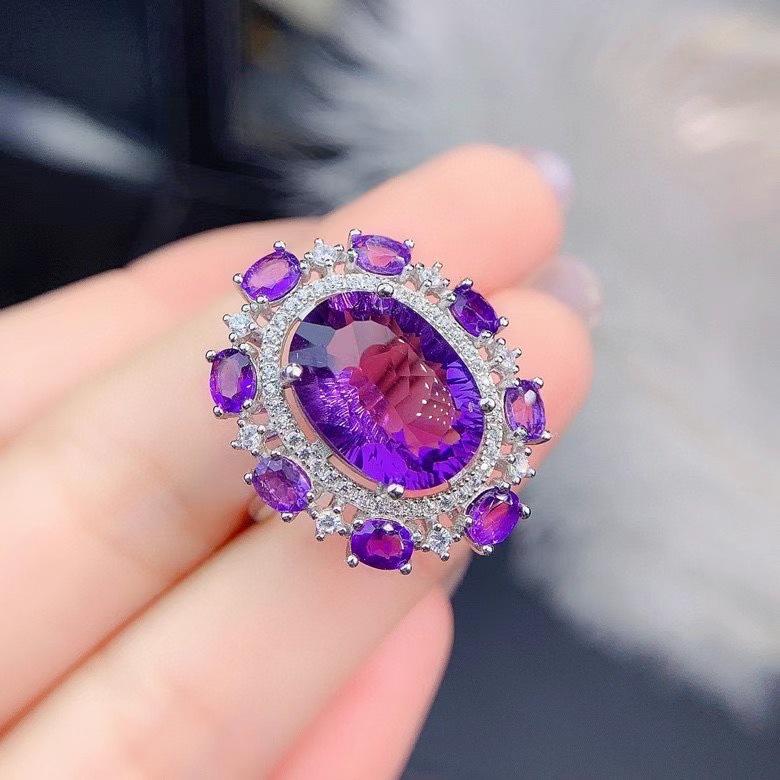 Luxury Gemstone Ring with Simulated Amethyst & Yellow Diamond