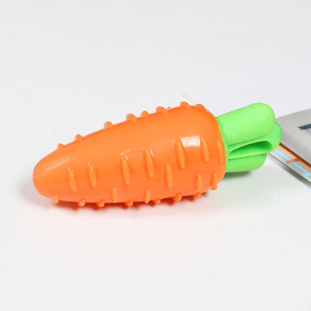 

TPR Carrot Corn Dog Toy: Bite-resistant, Teeth-grinding, Sounding Toy for Training and Relieving Boredom in Dogs. 12.5x4.5x4.5cm 50g