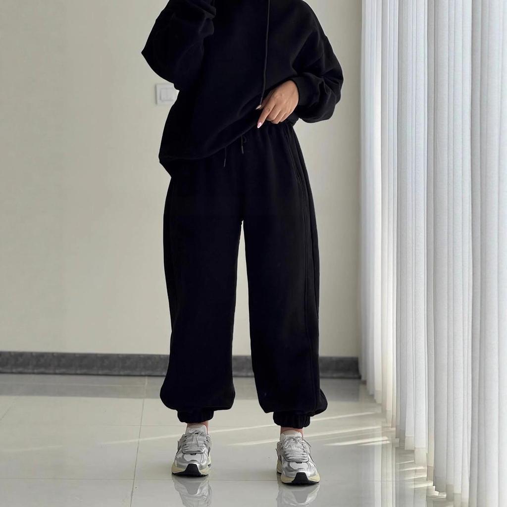 Autumn 2025 Women's Hooded Sporty Casual Two-Piece: Long-Sleeved Sweatshirt and Pants.