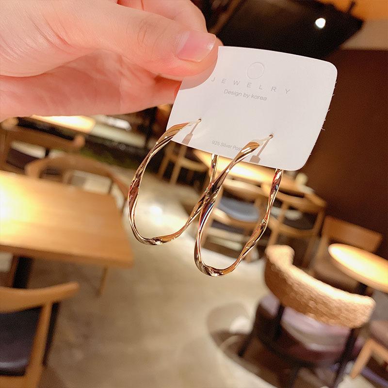 Big Hoop Earrings Ring Round Female Ear Rings Gold Large Circle Earring Huggies Personality Fashion Jewelry GiftsWholesale
