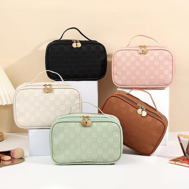 Simple checkerboard cosmetic bag women's high-end sense large-capacity storage bag waterproof portable travel toilet bag