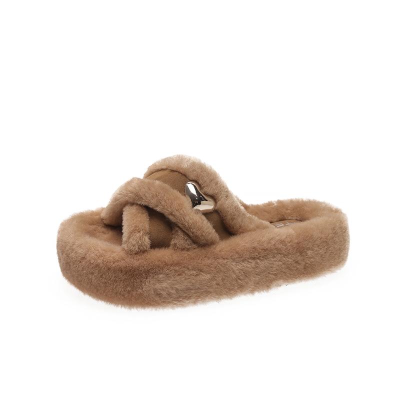 

2025 autumn and winter new Internet celebrity thick-bottomed fluffy slippers women wear fashion temperament French one-word cotton mop 40