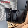 Simple Design Ladies Tote Bag In Pu With Interior Zipper Pocket For Work And School