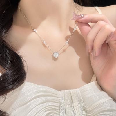 S925 Sterling Silber Kleeblatt Halskette für Damen Voller Diamant Schlüsselbein Kette Leicht
