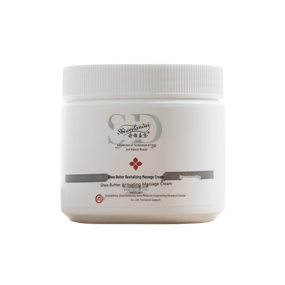 

Увлажняющий набор для ухода за кожей салонного размера: Большой объем воды, лосьона, крема, сыворотки и очищающего средства для нежного увлажнения лица