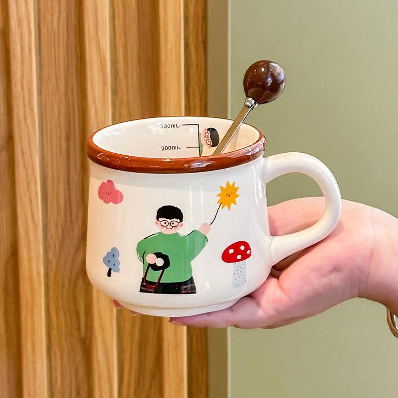 A family of four cute ceramic mugs, high-value household drinking cups, children's breakfast, milk cups, birthday gifts