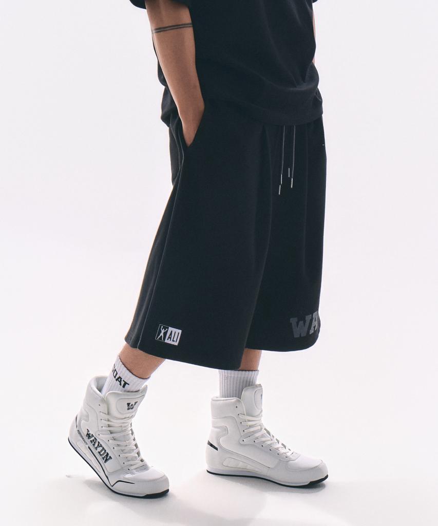 Weideun [Ali] Patch Symbol Bermuda Pants Black