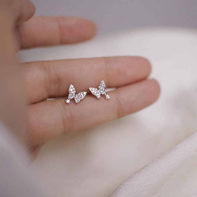 

18K Gold-Plated 925 Sterling Silver Butterfly Zircon Stud Earrings for Women - High-End, Versatile Design. 925 Silver платиновый