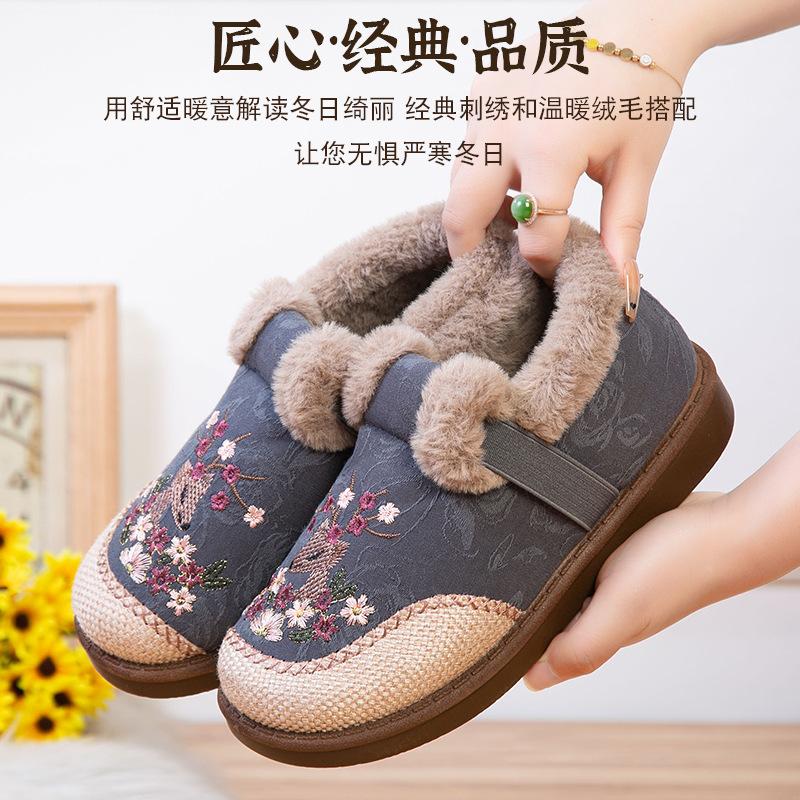 Winter ethnic style cloth shoes, warm mother shoes, new Chinese cotton shoes, fleece and thickened embroidered shoes