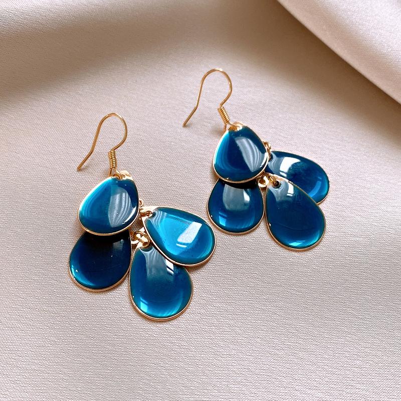 

European and American exaggerated oil dripping water dripping fringed earrings temperament earrings earrings autumn and winter women