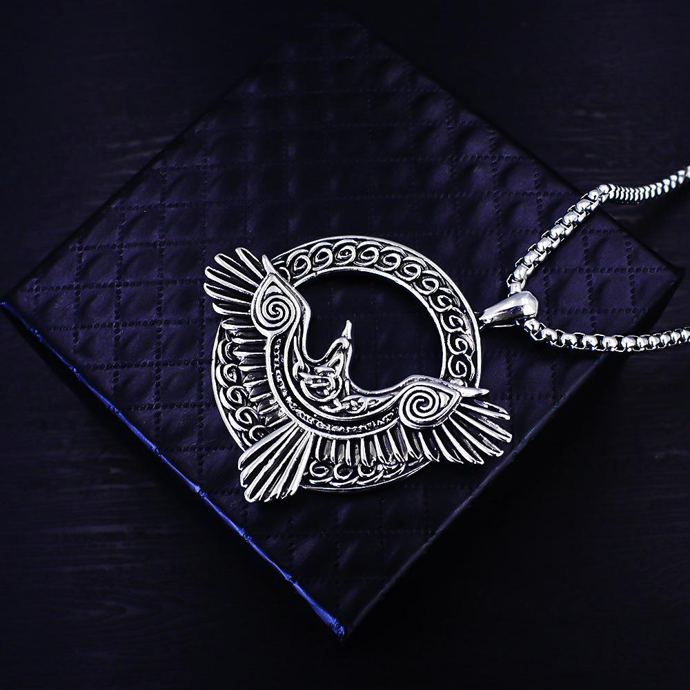 European and American Fashion Titanium Steel Viking Eagle Necklace Men's Cast Retro Pendant