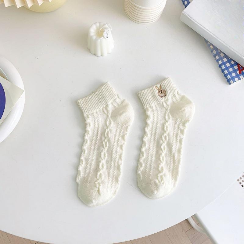 Female Spring and Summer Embroidery Pure Color Lovely White Short Tube Cotton Socks