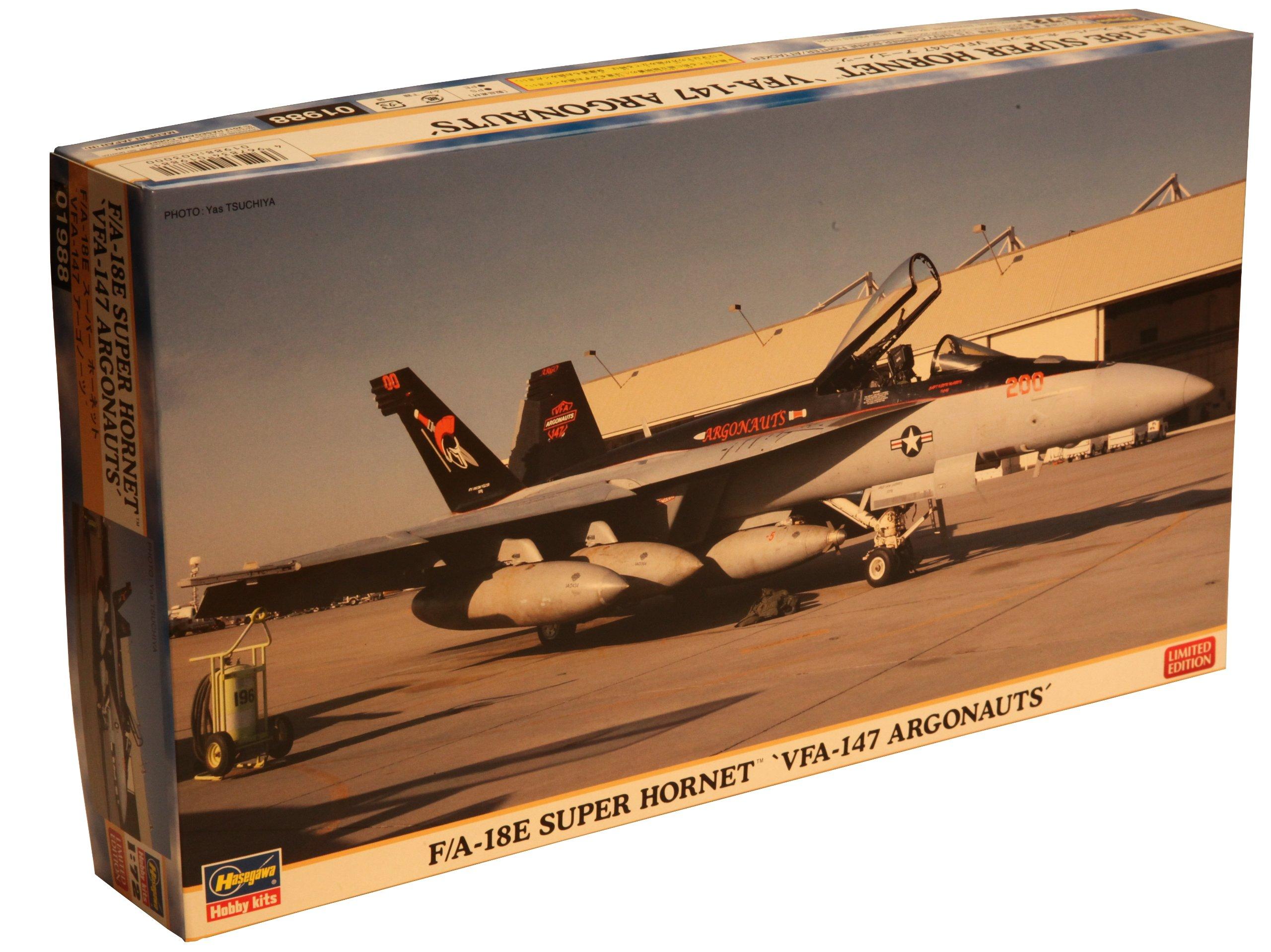 

Хасегава Супер Хорнет 1/72 F/A-18E «VFA-147 Аргонавты» чёрный