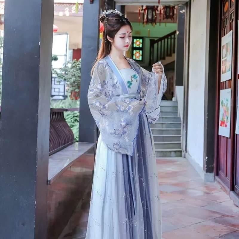 Hanfu Cosplay Kleid mit Polyesterstoff für Damen und Herren, geeignet für Kostümveranstaltungen