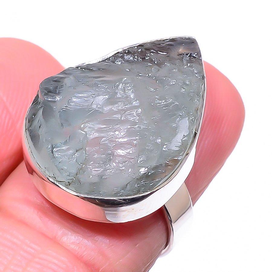 

Подарочное кольцо из чистого серебра 925 пробы с натуральным аквамарином S.7 d7p44