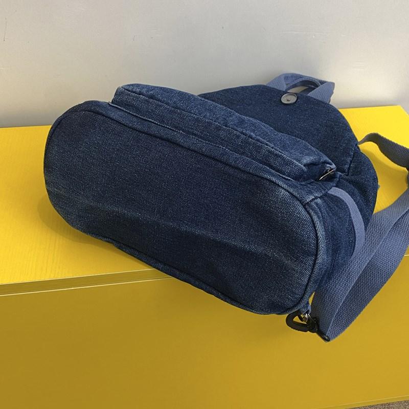 Denim Backpack Women's Casual Mini Backpack with Front Zip Pocket Adjustable Shoulder Straps Fashion School Bag