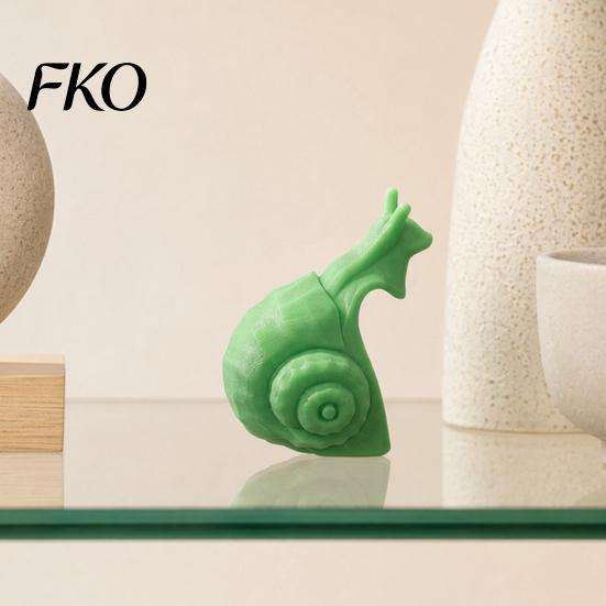 Desktop Decoration Art 3D Printed Climbing Snail Decor, Flower Pot Hanging Ornament, Cute Mechanical Balance Ornament Garden Plant