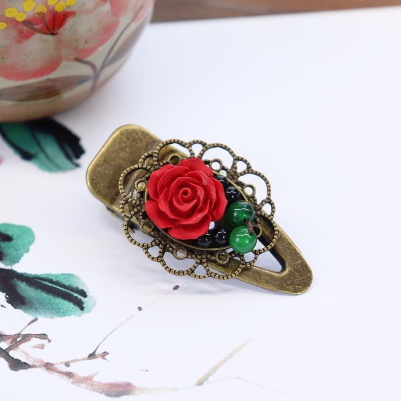 Retro Handmade Agate Shell Brooch Women's Versatile Literary and Multi-purpose Silk Scarf Cardigan Clip Hairpin with Accessories