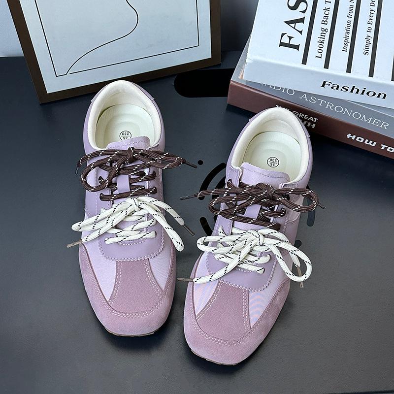 A retro Forrest Gump training casual shoes 22 years old spring new soft sole comfortable sports lightweight