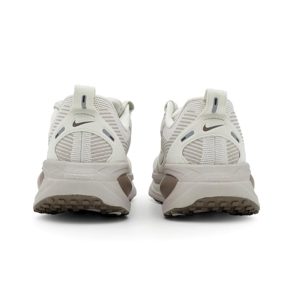 HM6804-003 Nike Vomero 18 Light Bone Phantom College Grey Mink Brown (Women's)