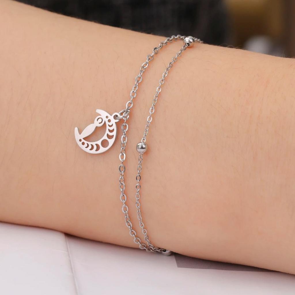 LIKGREAT Classic Crescent Triple Moon Goddess Bracelets Stainless Steel Wicca Hecate Fertility Amulet Jewelry Lucky Women Gifts