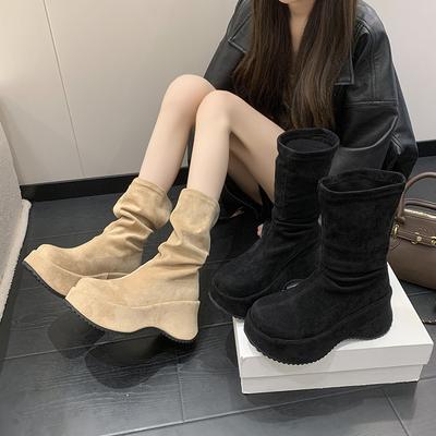 Skinny Small Short Boots Women's 2025 New Autumn and Winter Korean Version Thick-soled Small Martin Boots Niche Design Fashion Boots