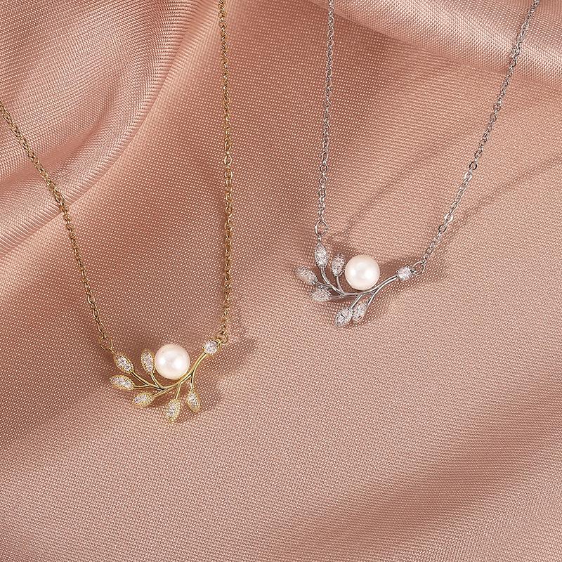 Pearl Leaf Clavicle Necklace: Summer 2021 Light Luxury, Versatile, Celebrity Style for Women
