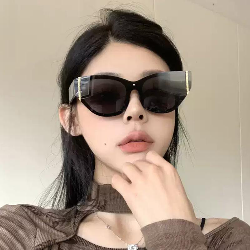 Cat Eye Shape Woman Sun Glasses Korean Stylish UV400 Protection Sunglasses Men Hiking Fishing Sun Glasses for Women