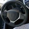 Ručne šitý poťah volantu z pravej kože pre Suzuki Vitara