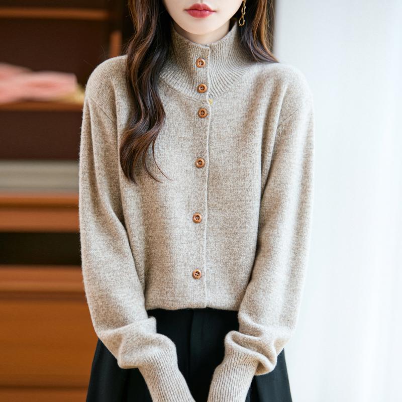 

Qinghe Cashmere Women s 30% Cashmere Cardigan - Soft & Warm Wool Blend Sweater L