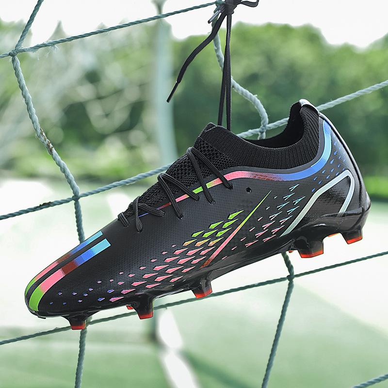 Low top 2025 long nails short broken student one 2025 training football shoes men's game sports shoes flying woven nails