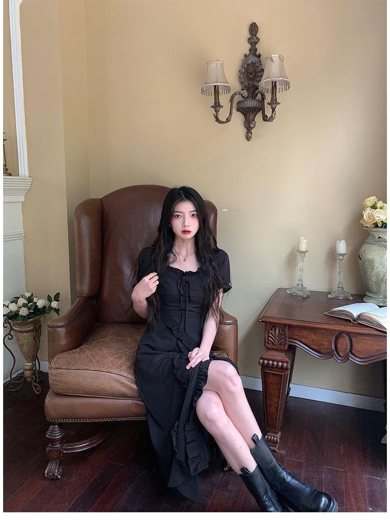 Summer 2024 French Lace Square Collar Slim Fit Slit Dress