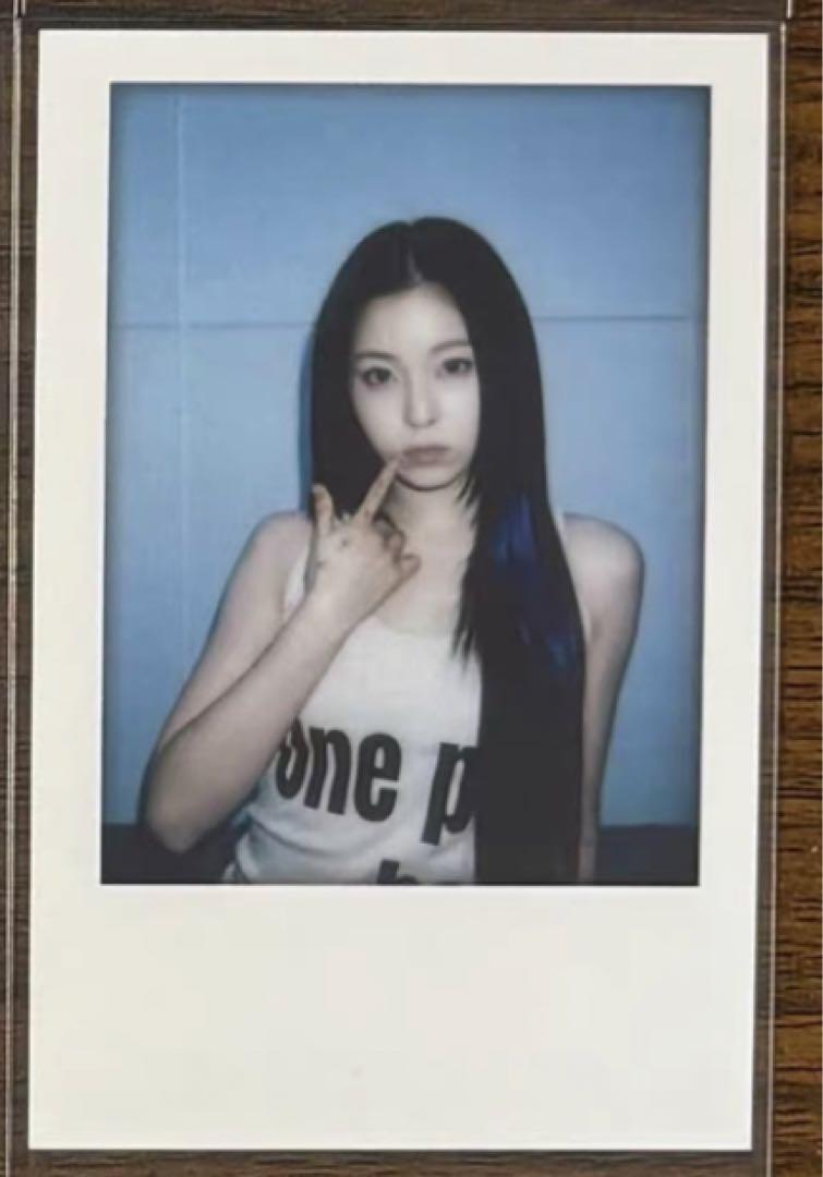 

[USED] nmixx photobook soundwave pre-order bonus Gyujin