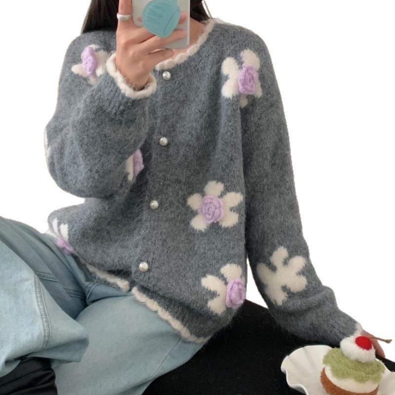 Womens Oversized Knit Cardigan With 3D Floral Embroidery Soft Casual Sweater Loose Fit