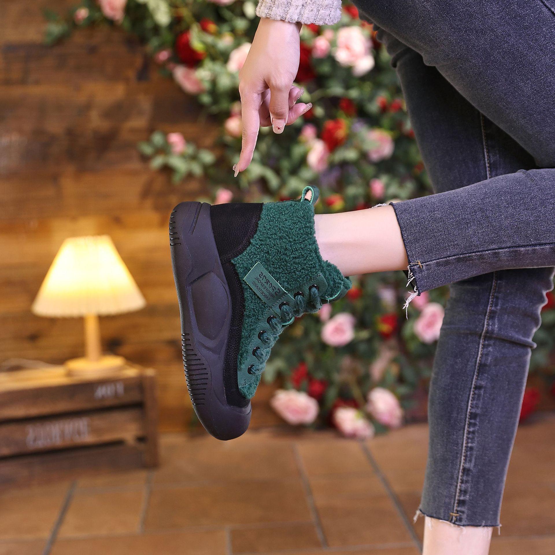 Женские ботинки Martin в британском стиле — фото 9