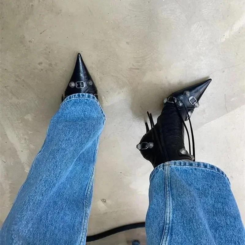 Fashion Hot Sales High Thin Heeled Ankle Boots for Women Metal Decor Rivet Fringed Zip Ppinted Toed Motorcycle Lady Booties Women Shoes