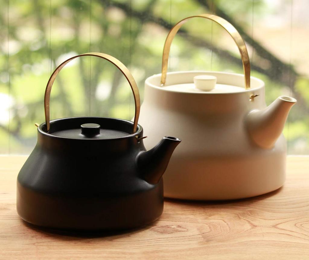 Kamoshika Doguten Gas Microwave Made In Banko Ceramic For Open Ceramic Kettle Kettle, 1L, Compatible, Safe, Japan, Ware, Brass, Fire, (Black Koburi)