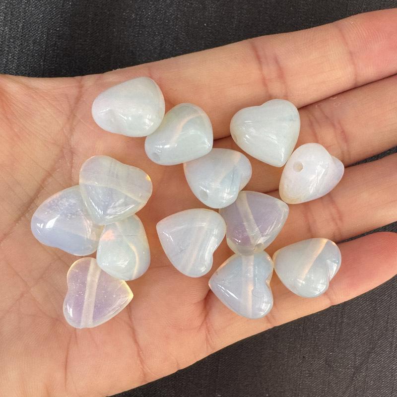 Heart-Shaped 15mm Natural Agate Crystal Pendant for DIY Jewelry