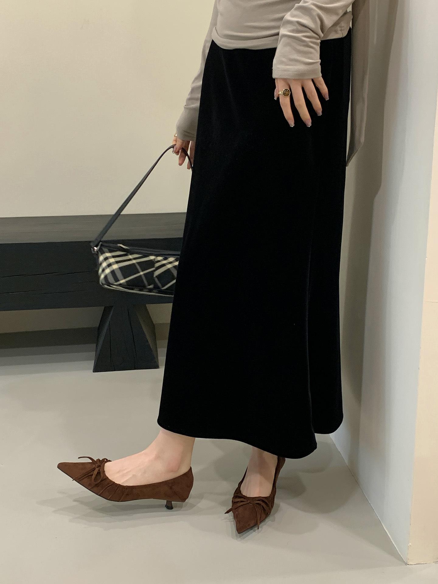 

French pointed high heels small fragrant single shoes women s 2025 autumn new thin heel single shoes temperament low heel work shoes 40 жёлтый